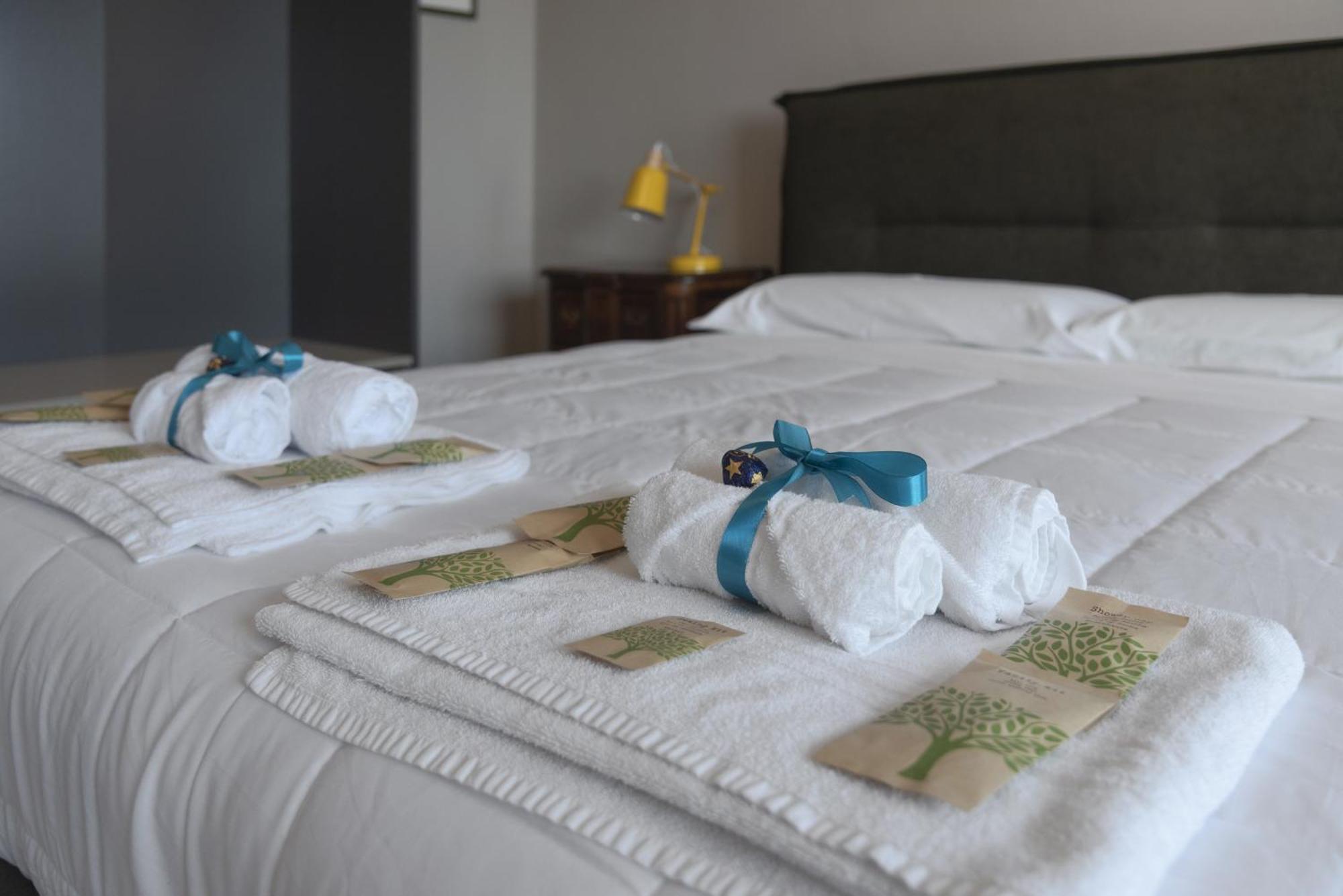 Martiri Home Катания Экстерьер фото