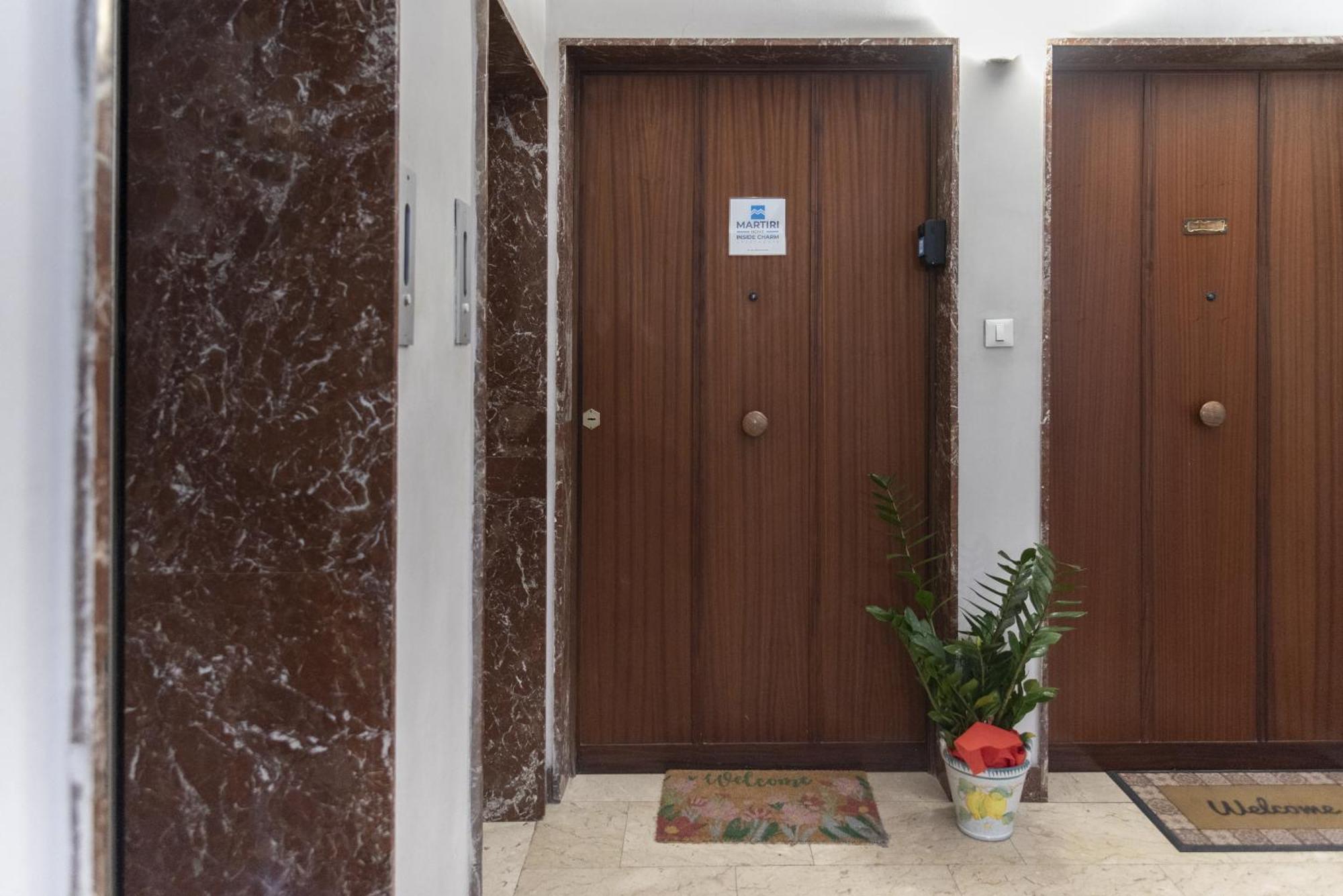 Martiri Home Катания Экстерьер фото