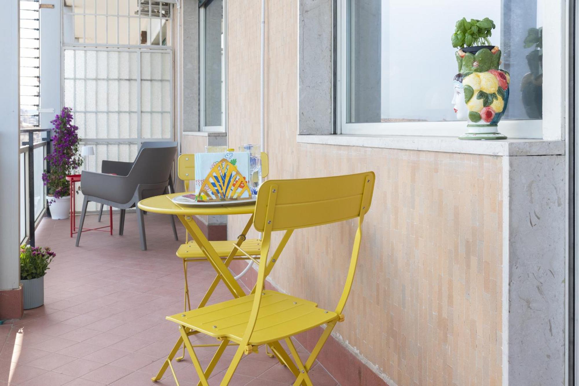 Martiri Home Катания Экстерьер фото
